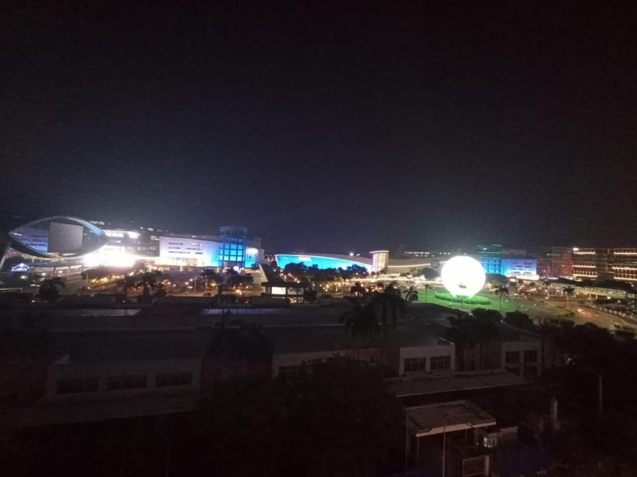 Sea Residences Moa Pasay City - Myra Condotel باساي المظهر الخارجي الصورة